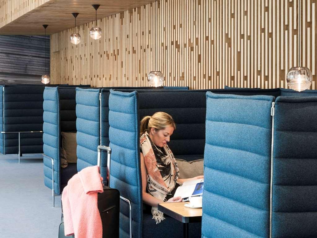 Pullman Liverpool Bagian luar foto