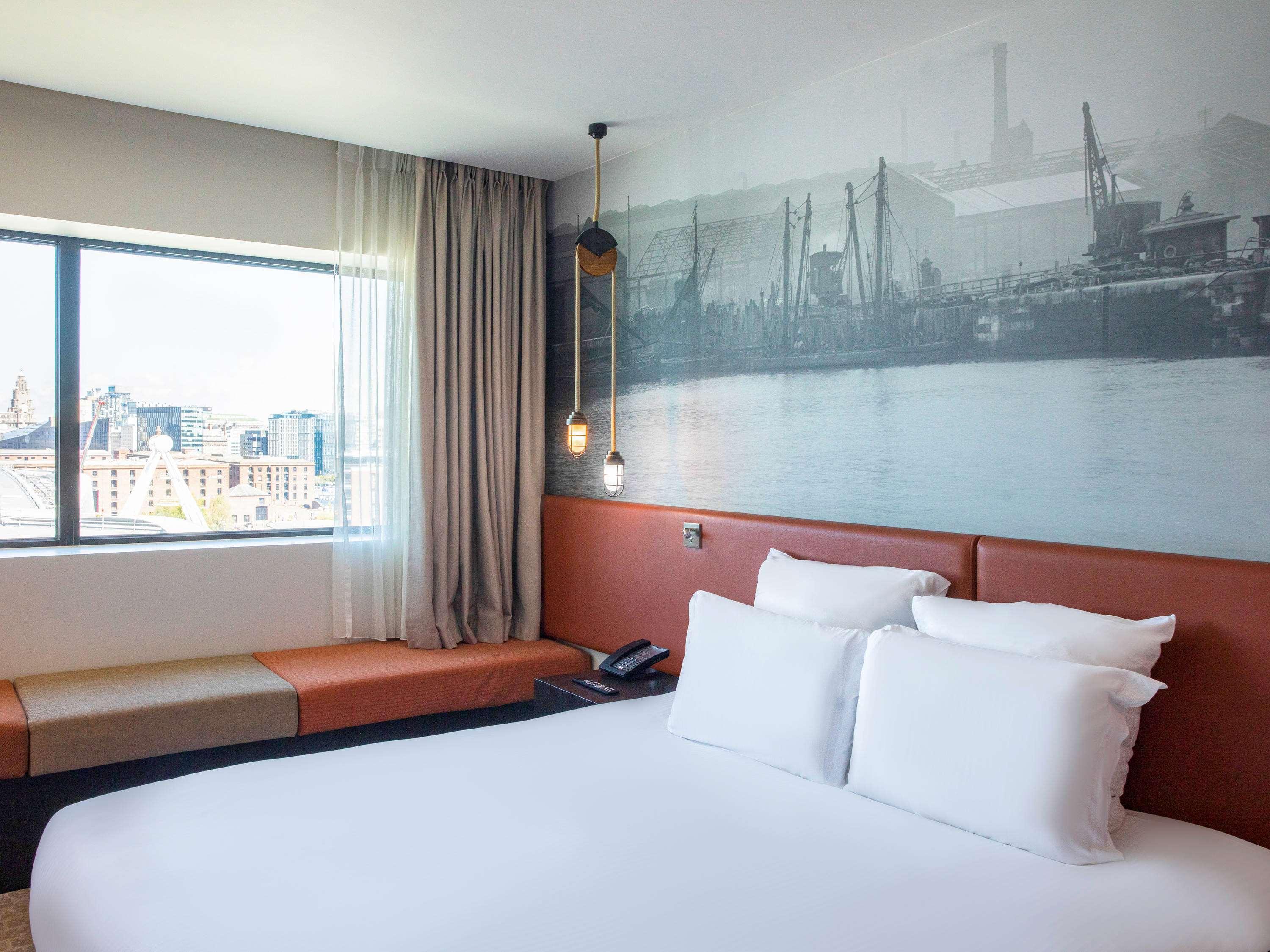 Pullman Liverpool Bagian luar foto