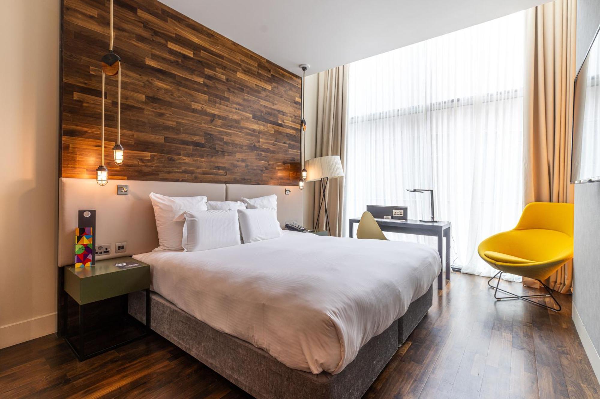 Pullman Liverpool Bagian luar foto